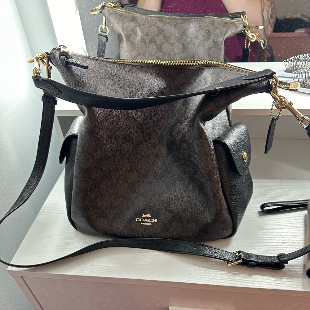 Coach purse and wallet